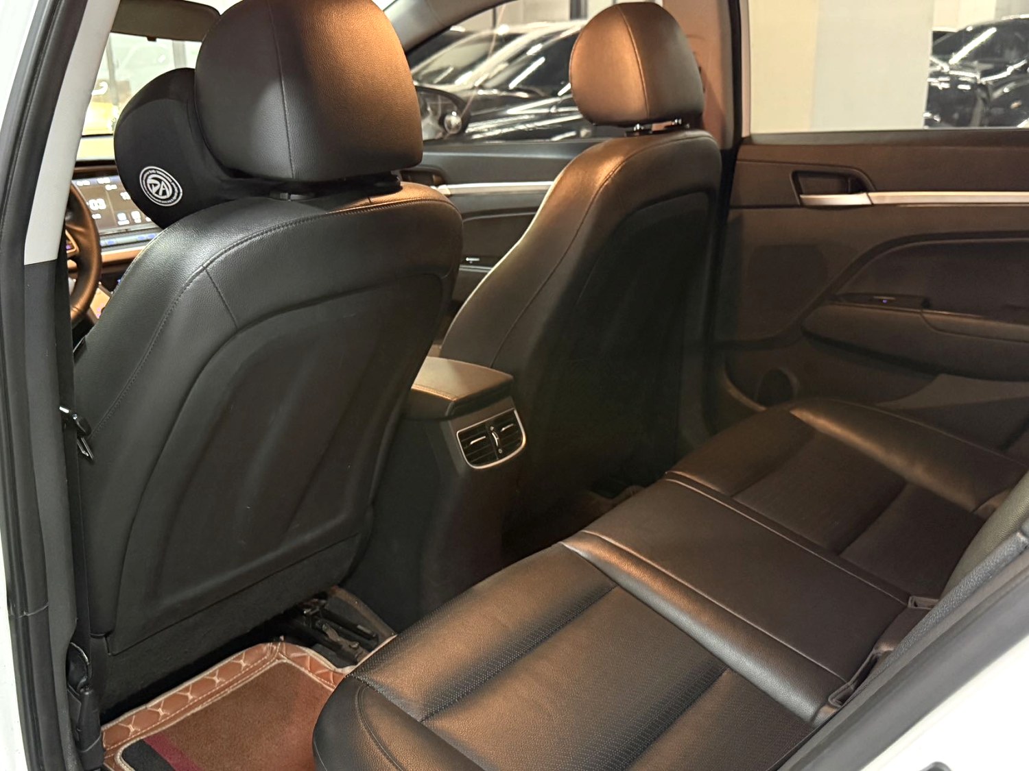 2016 Hyundai Elantra - Main View