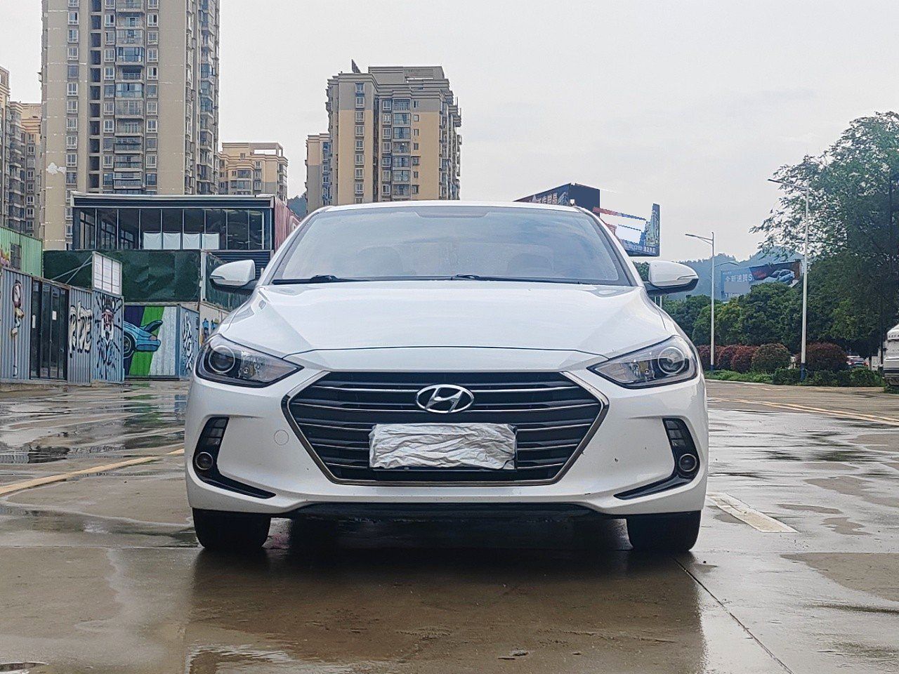 2017 Hyundai Elantra - Main View