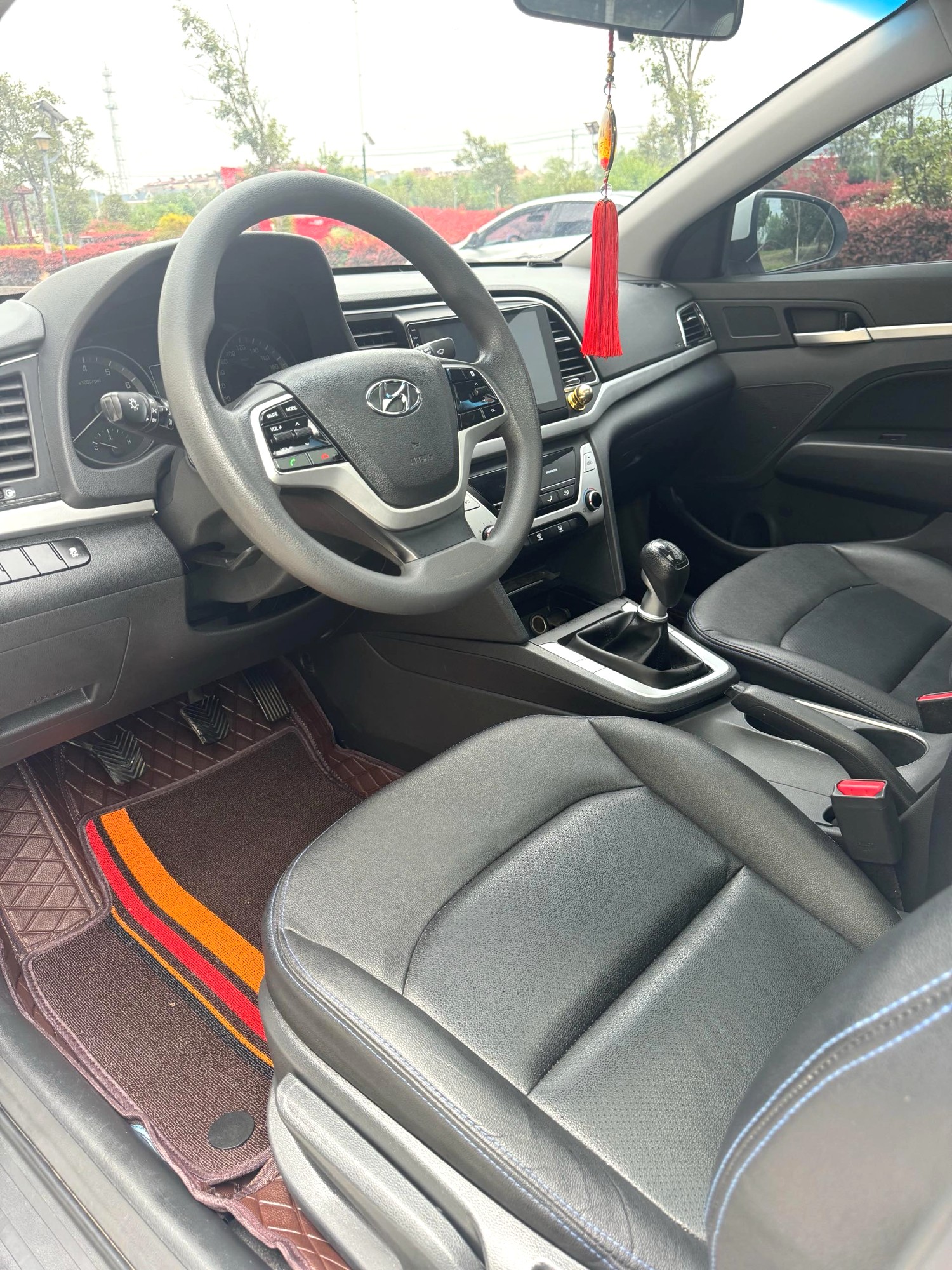 2018 Hyundai Elantra - Main View