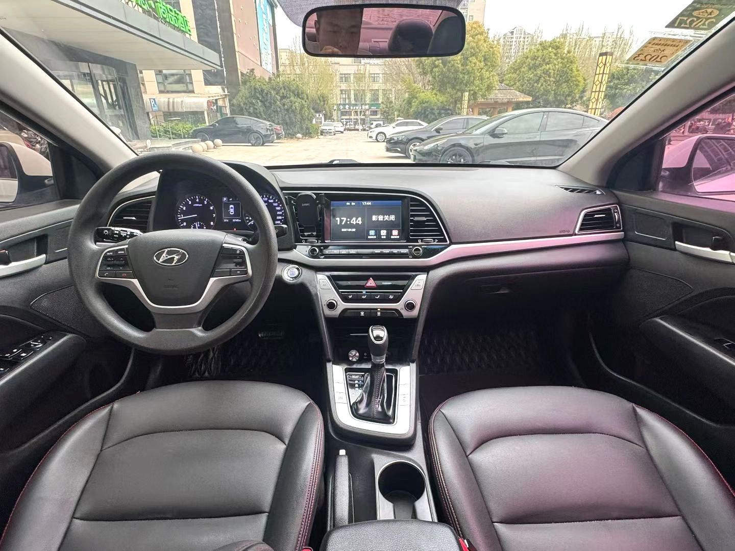 2019 Hyundai Elantra - Main View