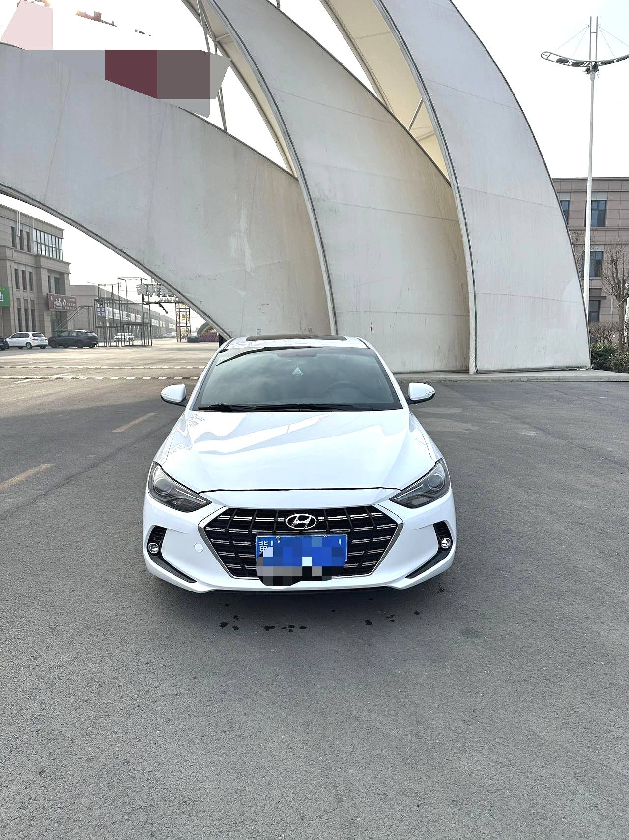 2020 Hyundai Elantra - Main View