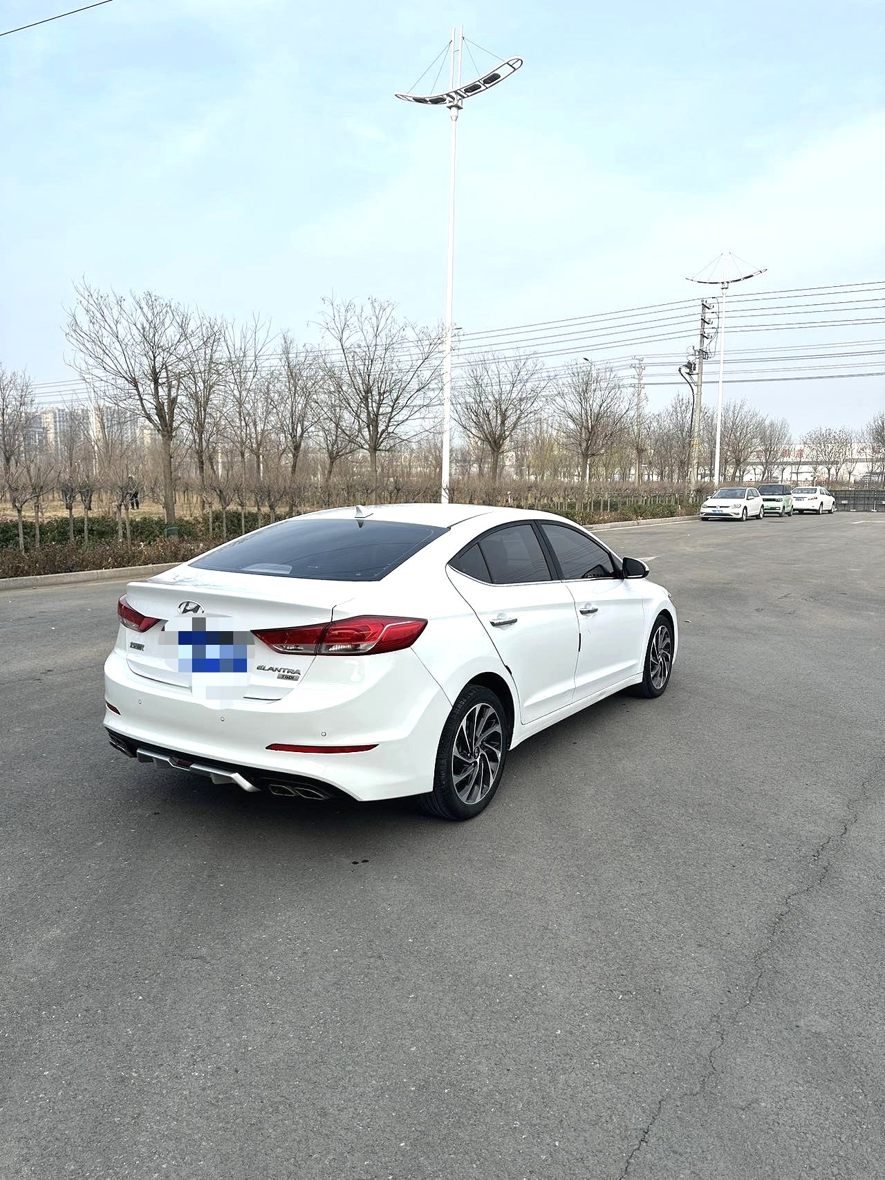 2020 Hyundai Elantra - Main View