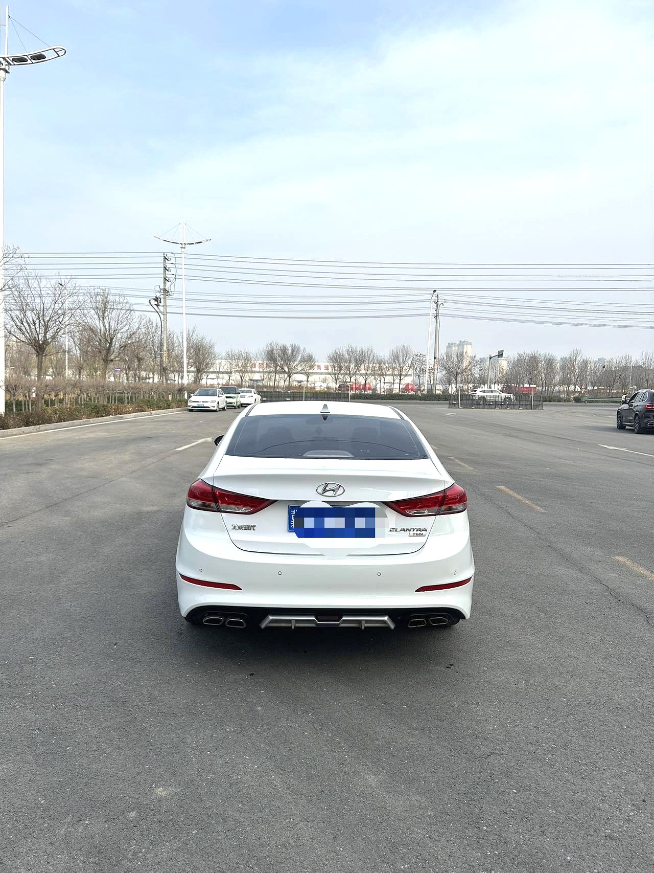 2020 Hyundai Elantra - Main View