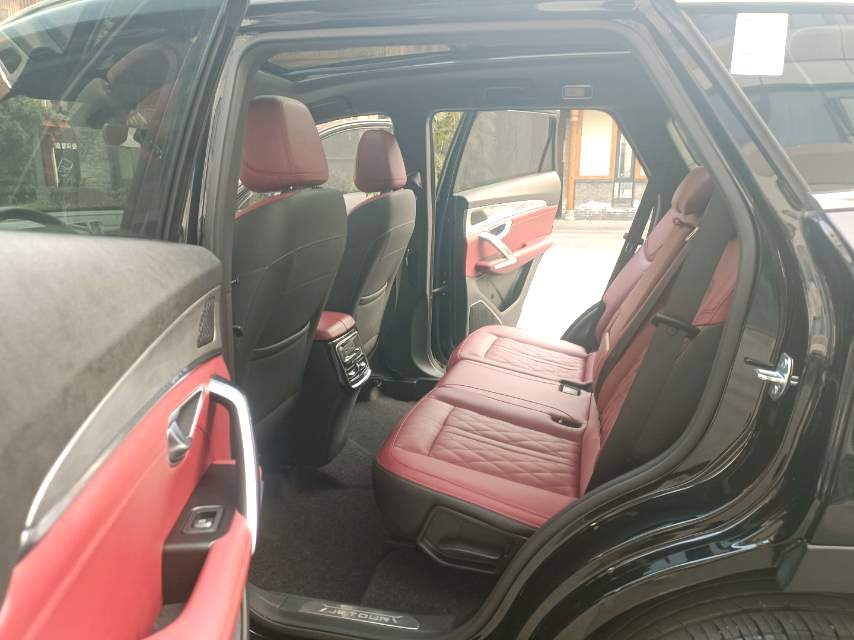 2023 Jetour X70 plus - Main View