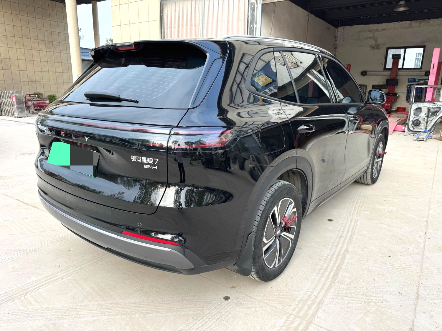 2025 Geely Galaxy Starship7 EM-i - Main View