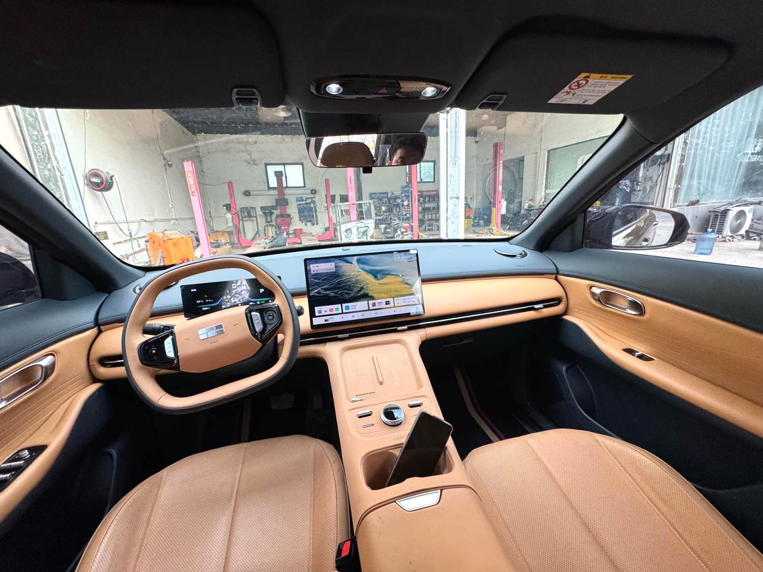 2025 Geely Galaxy Starship7 EM-i - Main View