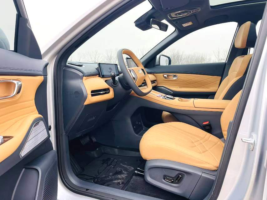 2024 Geely Galaxy Starship7 EM-i - Main View
