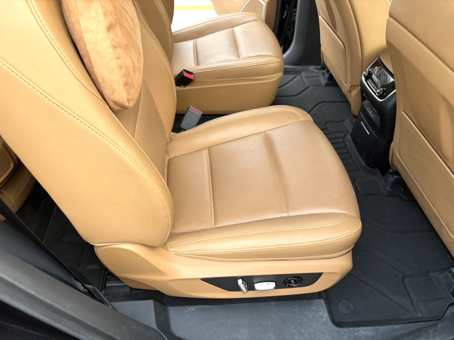 2022 Li Auto ONE - Main View