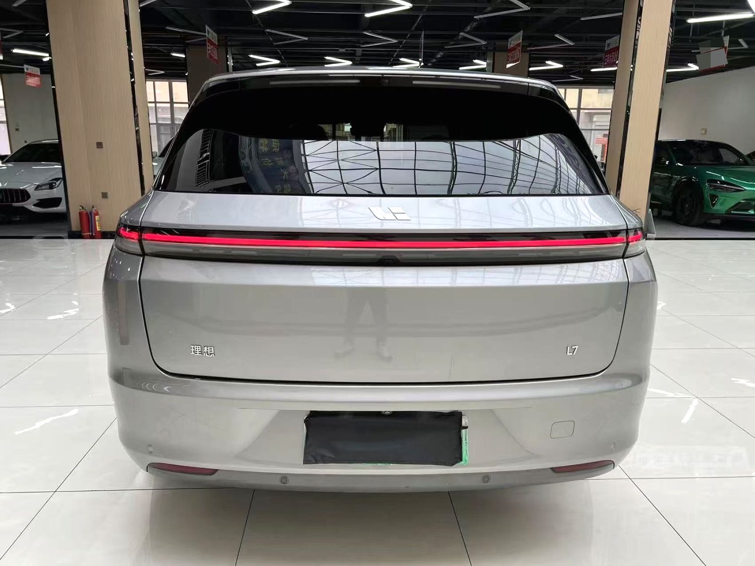 2023 Li Auto L7 air - Main View