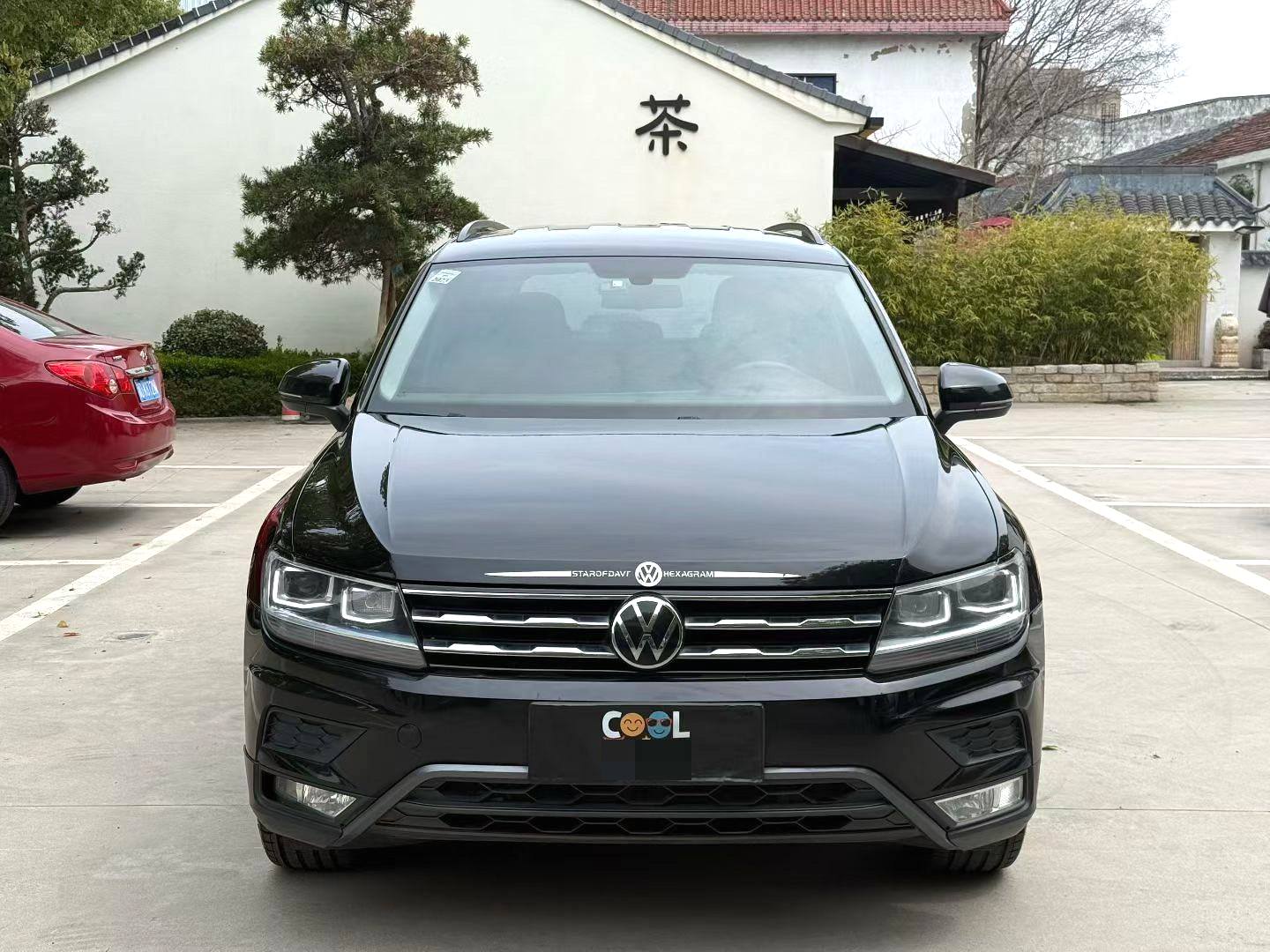 2020 VW Tiguan L - Main View