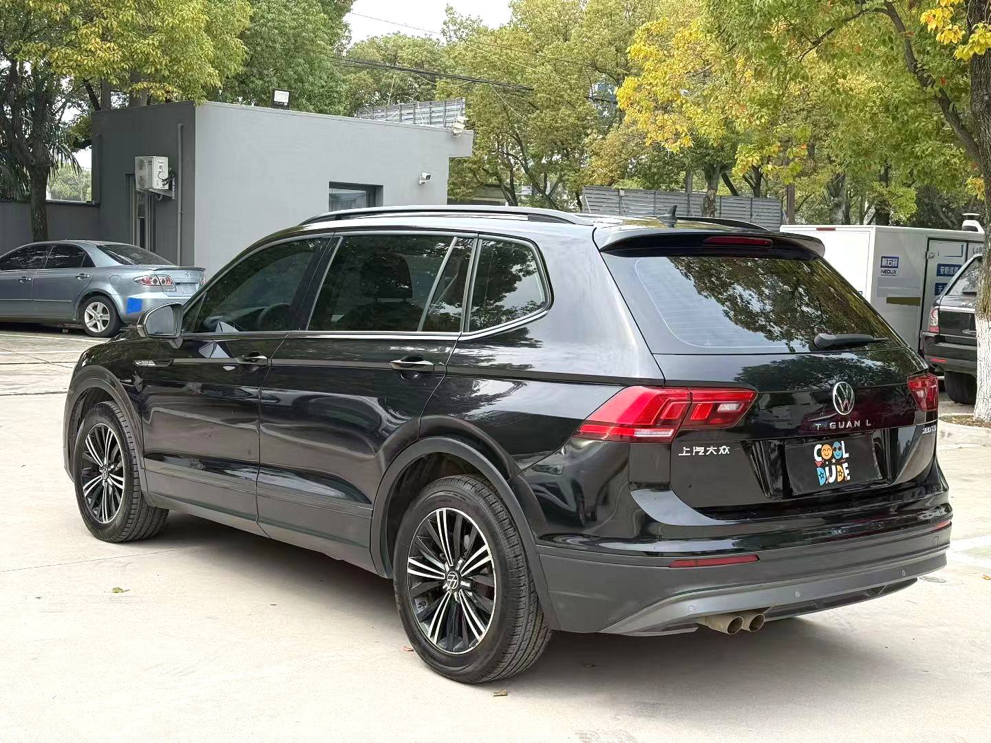 2020 VW Tiguan L - Main View