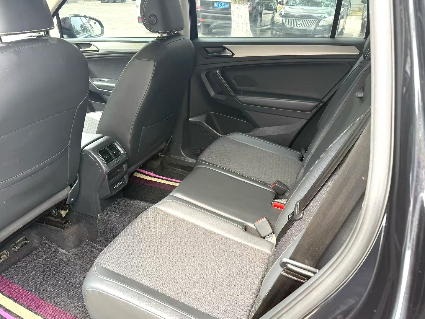 2020 VW Tiguan L - Main View