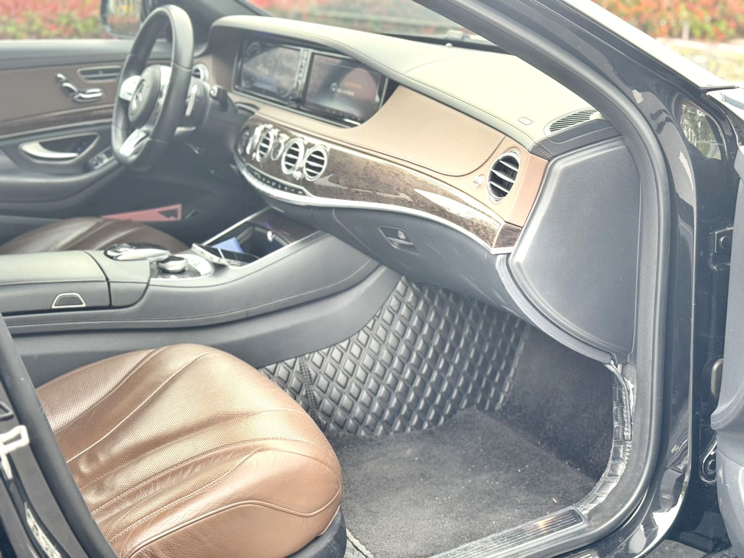 2017 Benz S320L - Main View