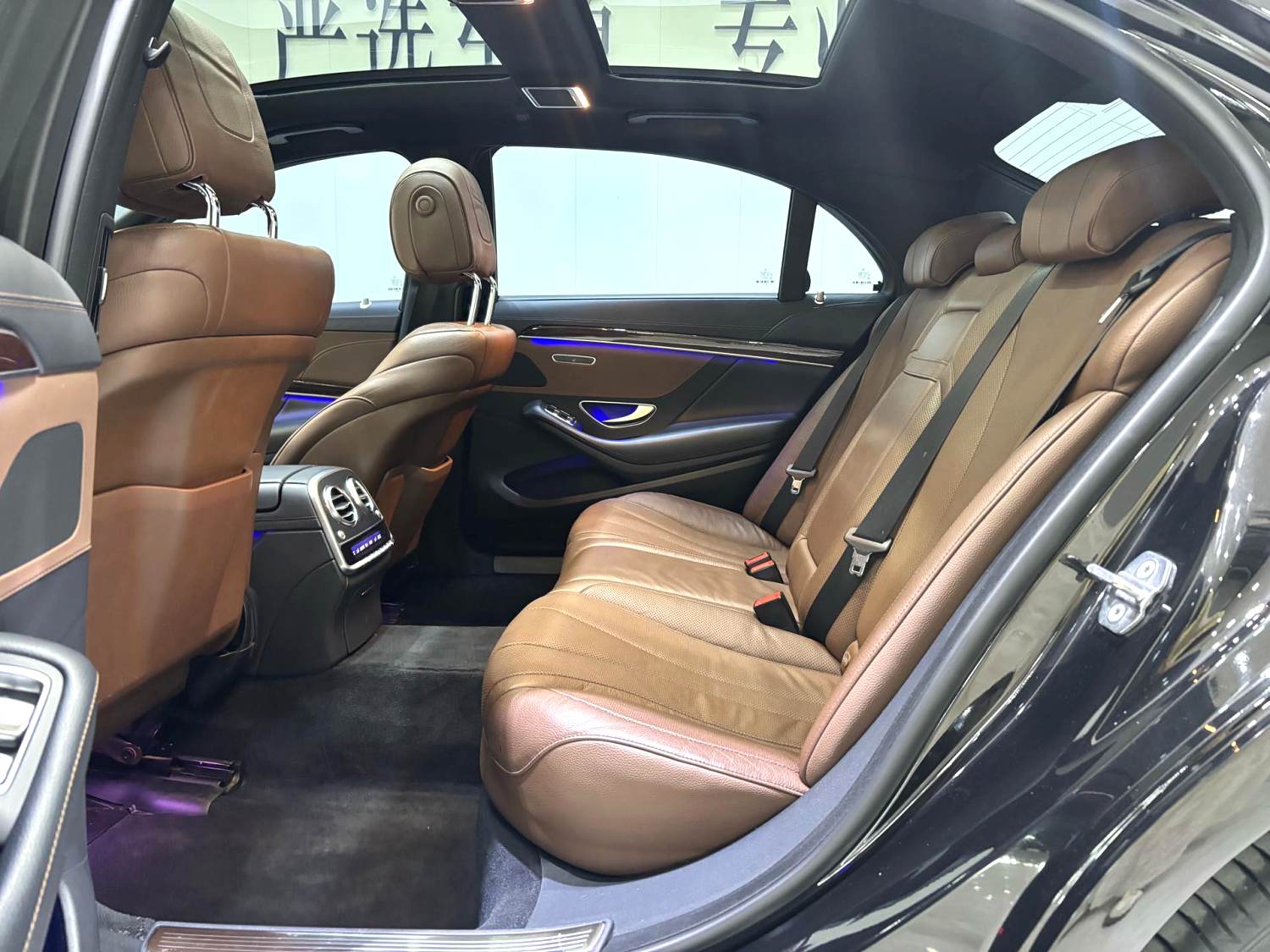 2018 Benz S320L - Main View