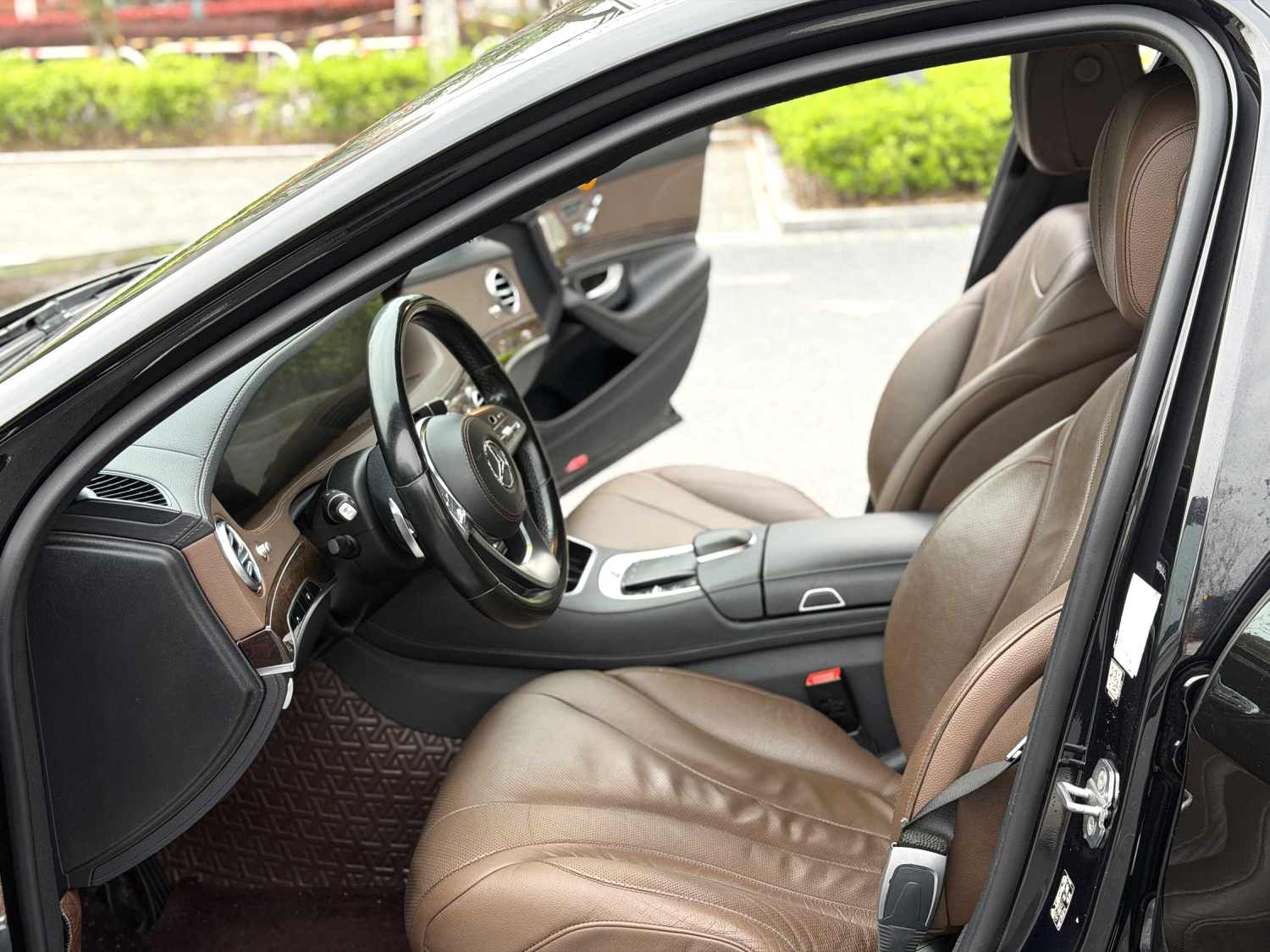 2020 Benz S350L - Main View