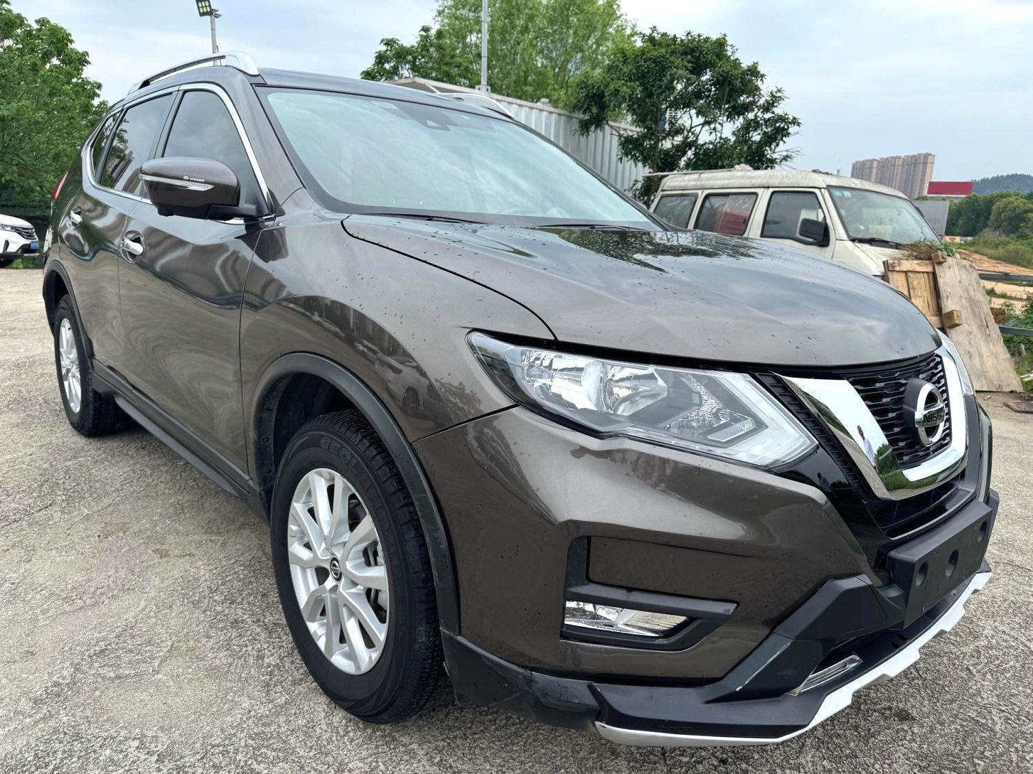 2019 Nissan X-Trail - Main View