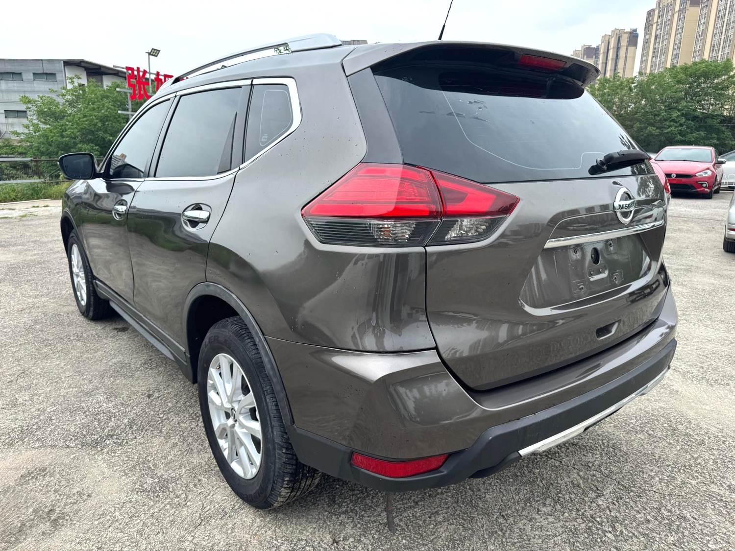 2019 Nissan X-Trail - Main View
