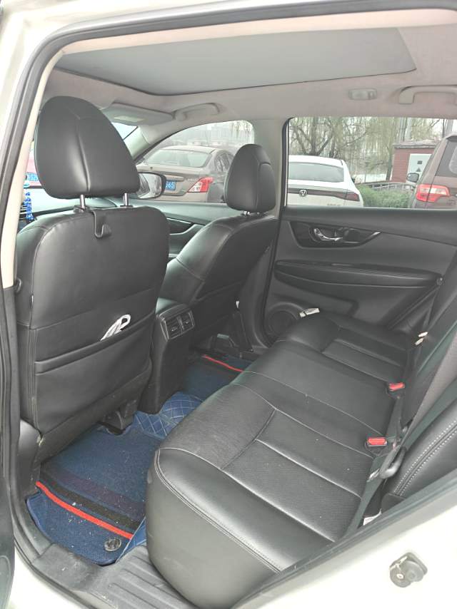 2020 Nissan X-Trail - Main View