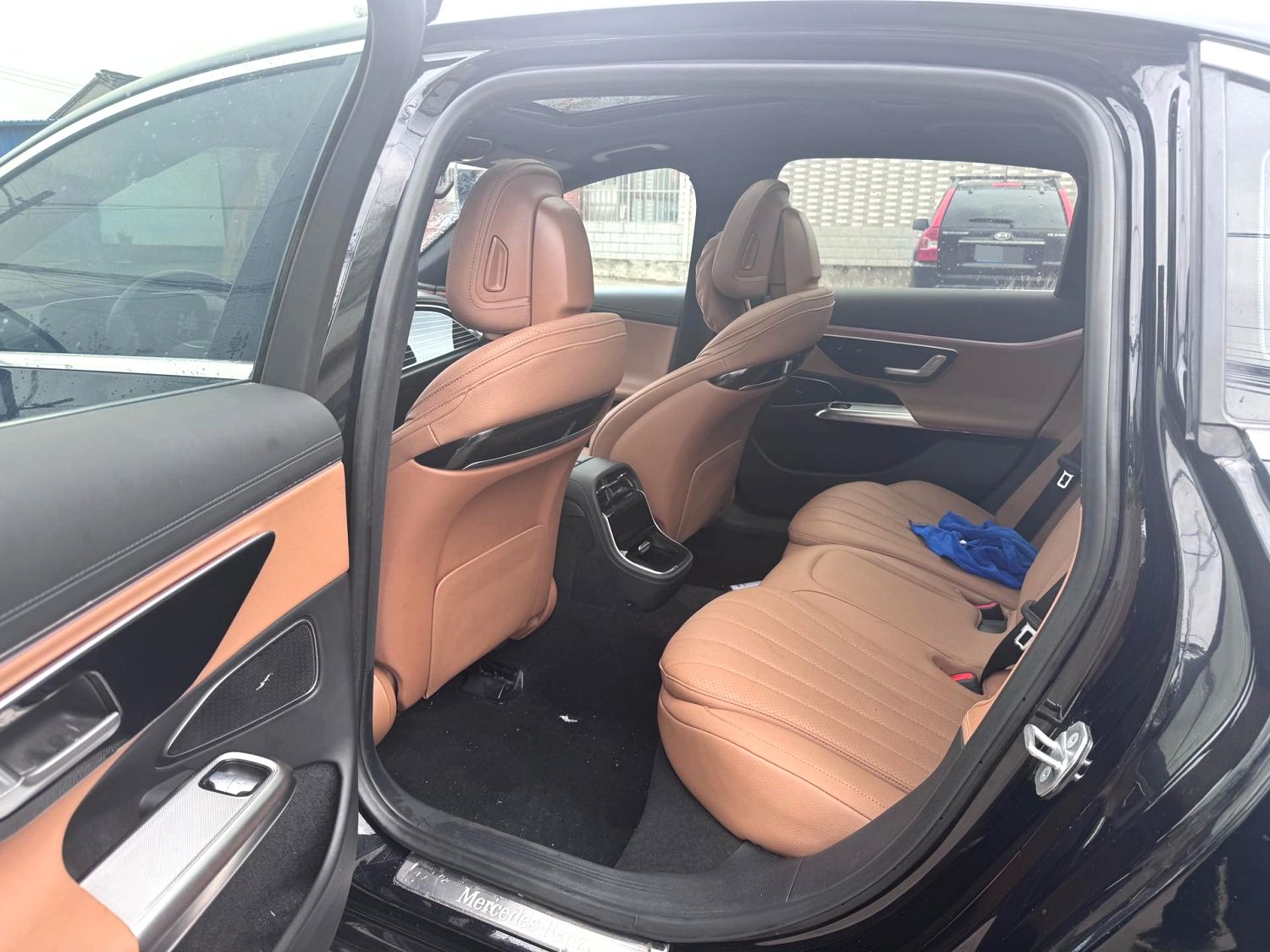 2024 Benz E260L - Main View