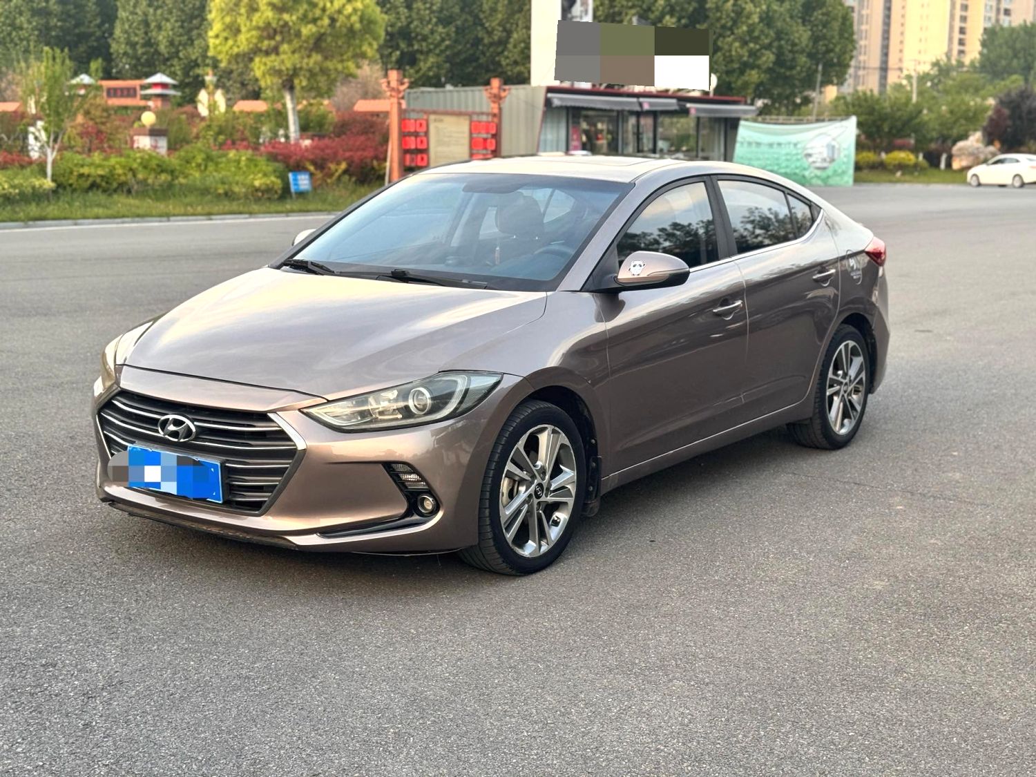 2016 Hyundai Elantra - Main View