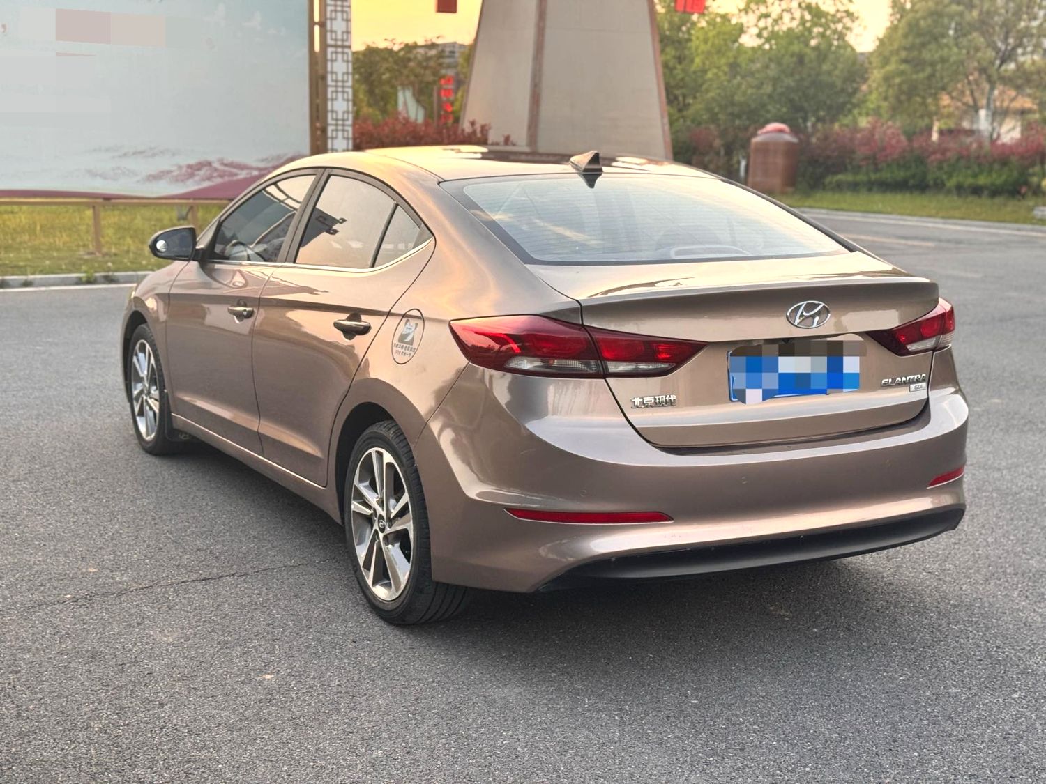 2016 Hyundai Elantra - Main View
