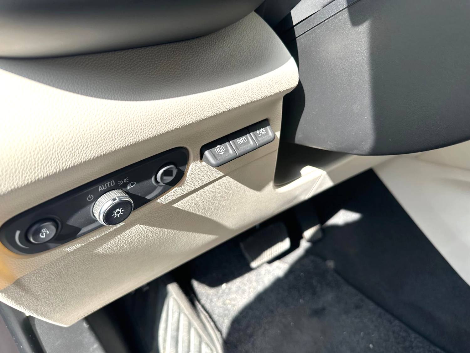 2021 Buick Envision Plus - Main View