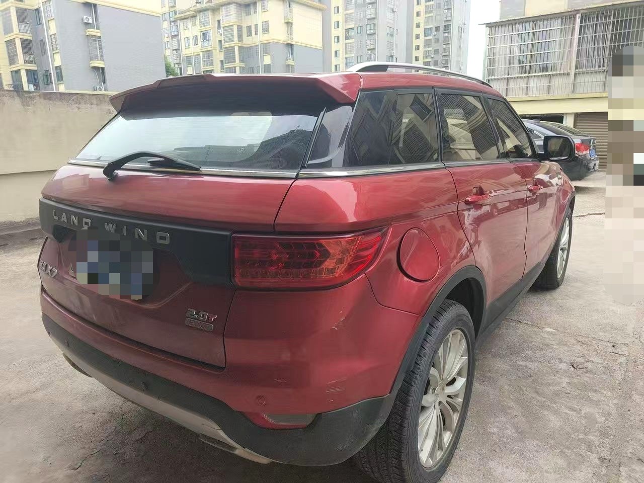 2017 Landwind X7 - Main View