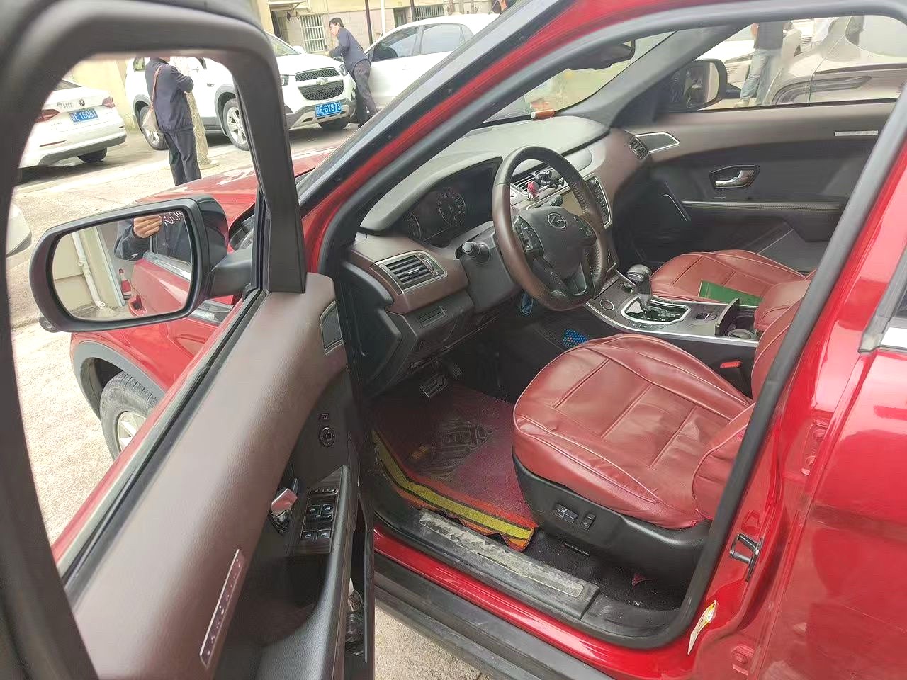 2017 Landwind X7 - Main View
