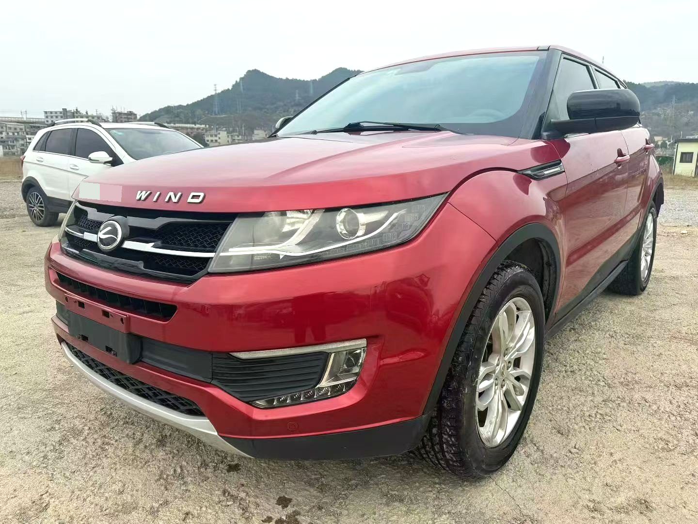 2017 Landwind X7 - Main View