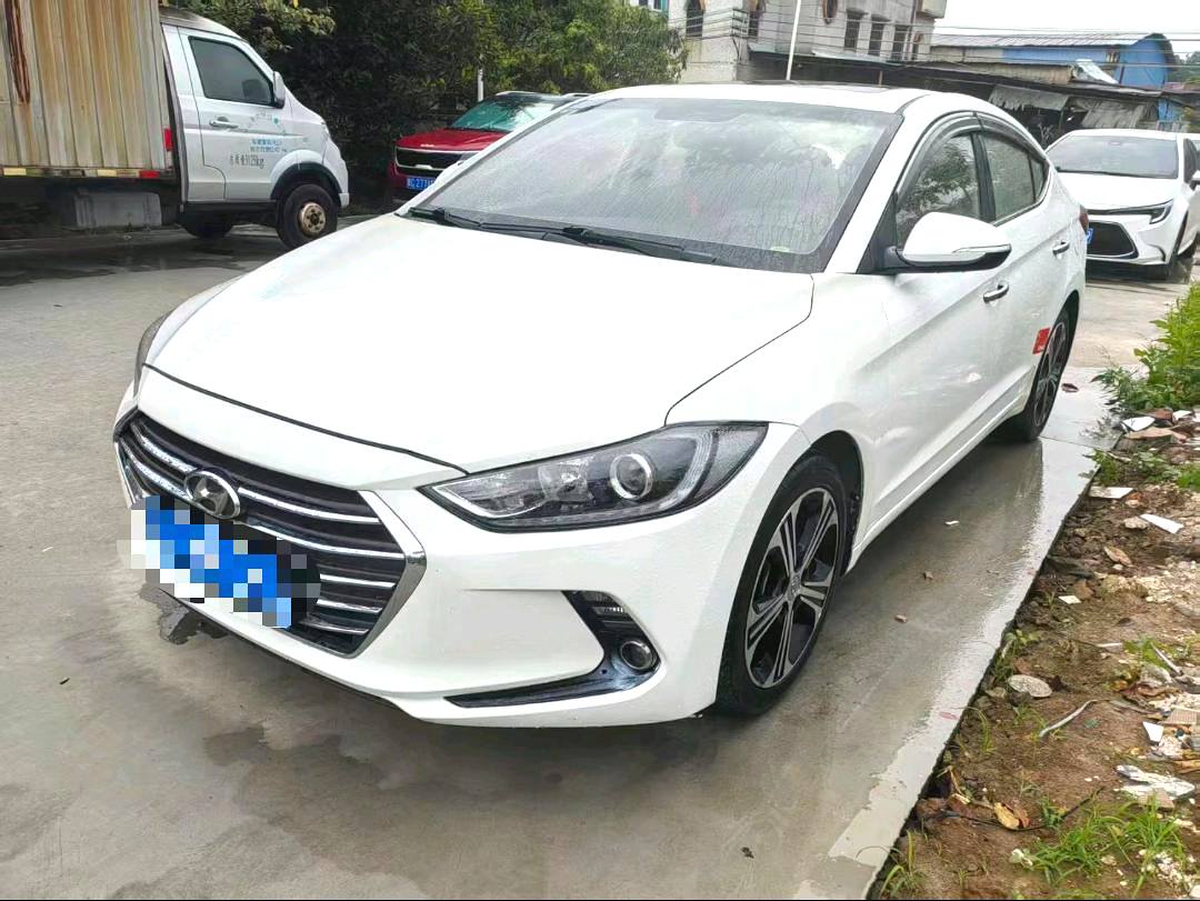 2019 Hyundai Elantra - Main View