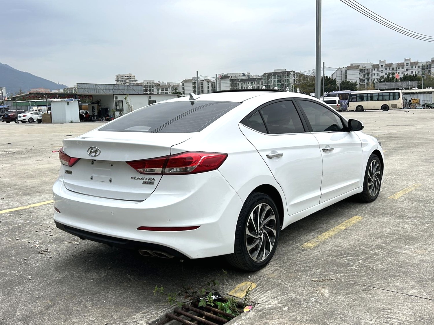 2019 Hyundai Elantra - Main View