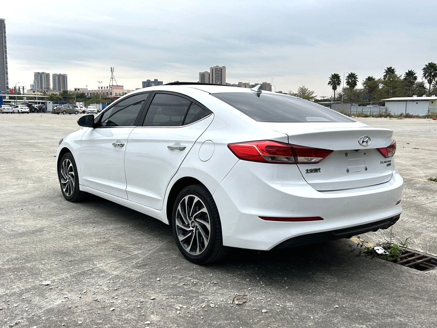 2019 Hyundai Elantra - Main View