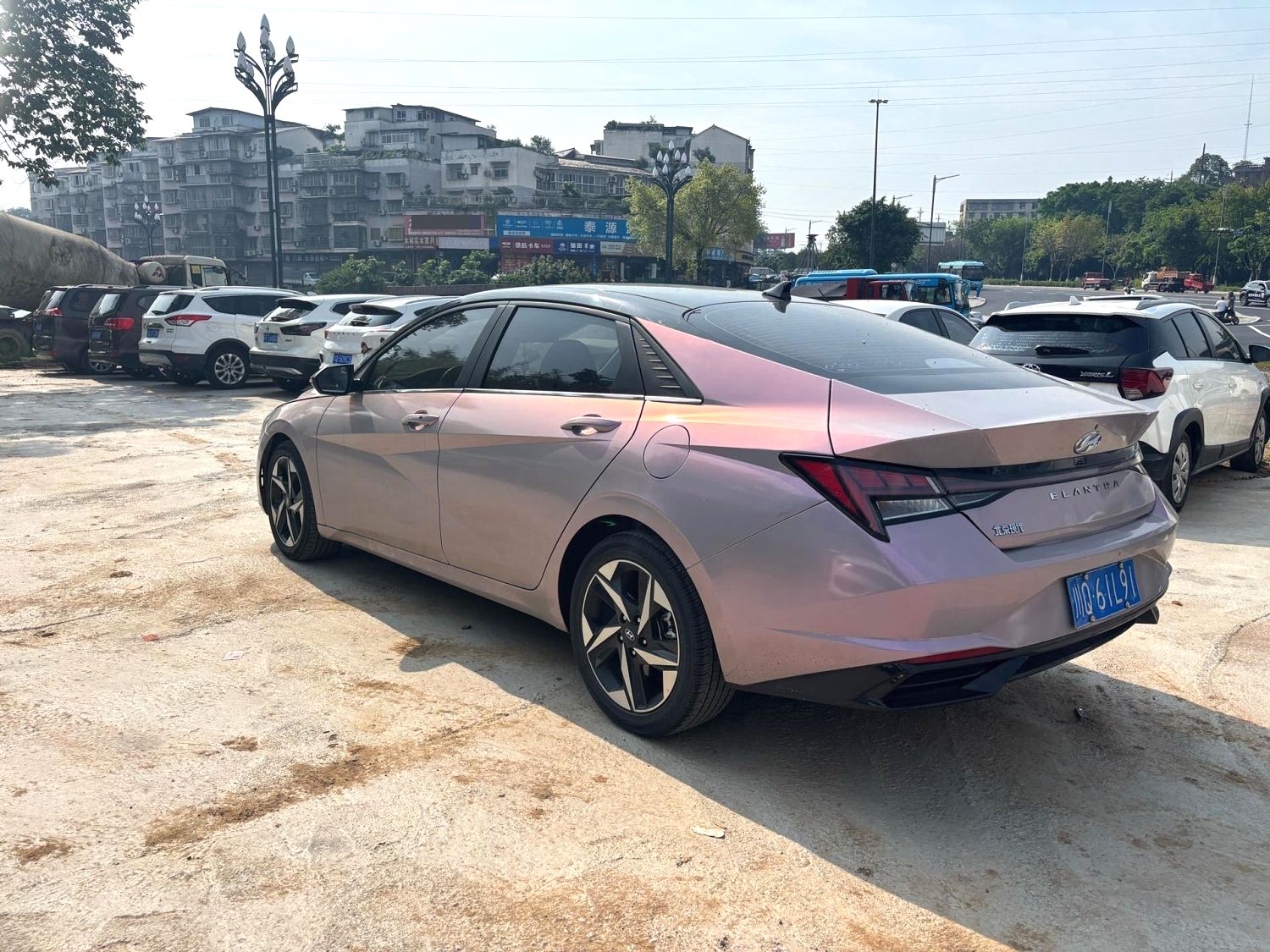 2020 Hyundai Elantra - Main View