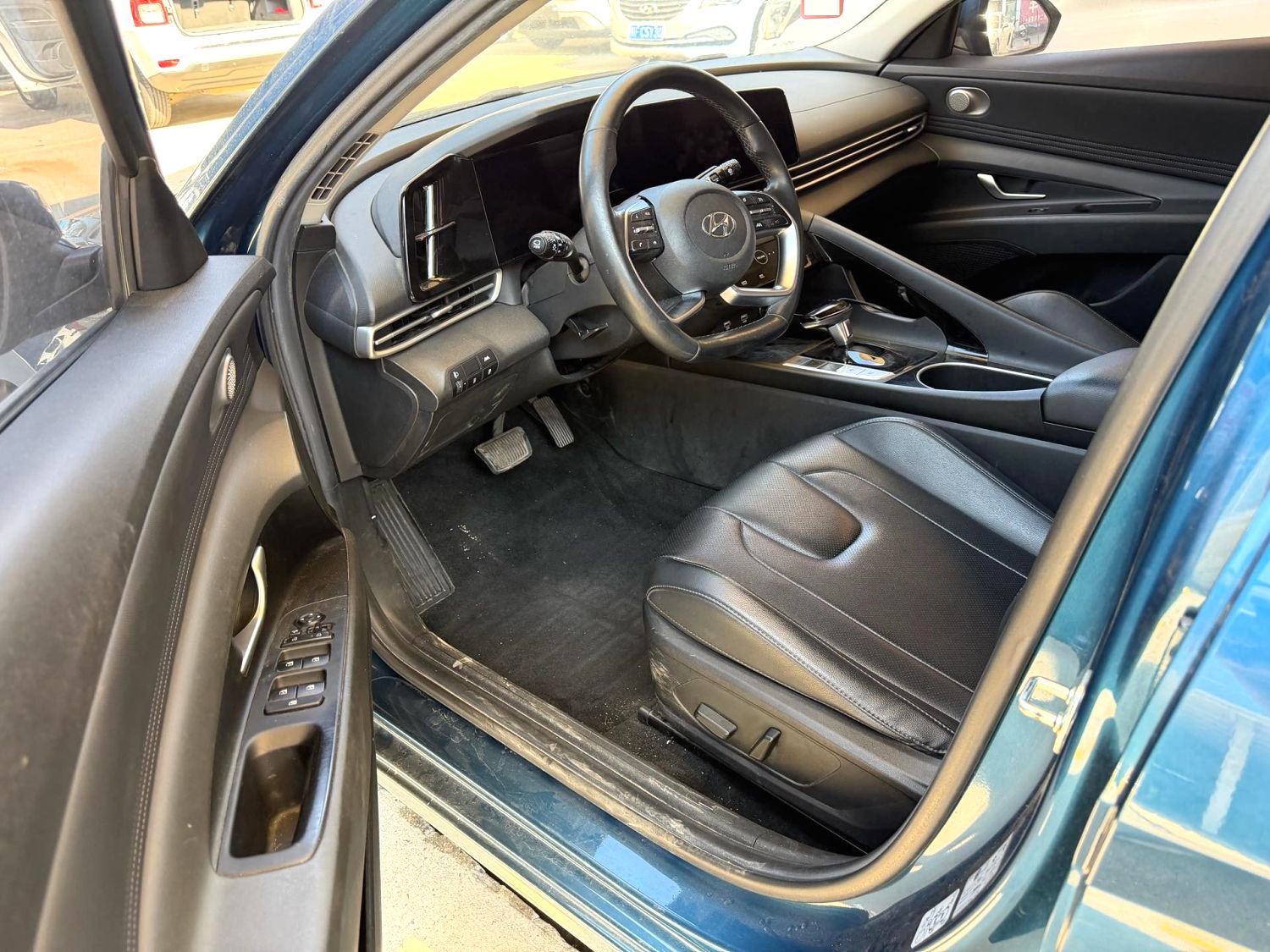 2021 Hyundai Elantra - Main View