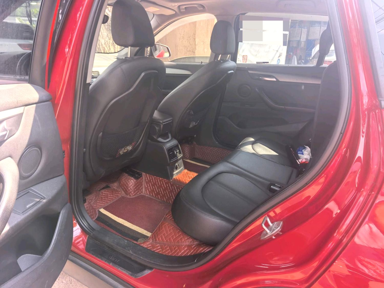 2017 BMW X1 - Main View
