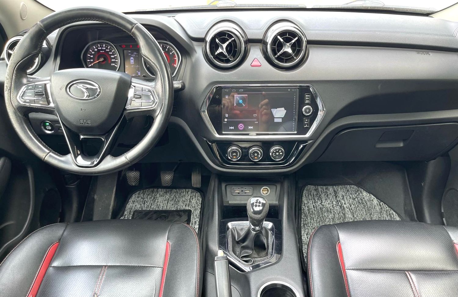 2016 Soueast Motor DX3 - Main View