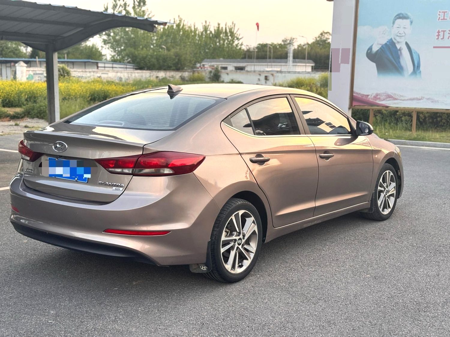 2016 Hyundai Elantra - Main View
