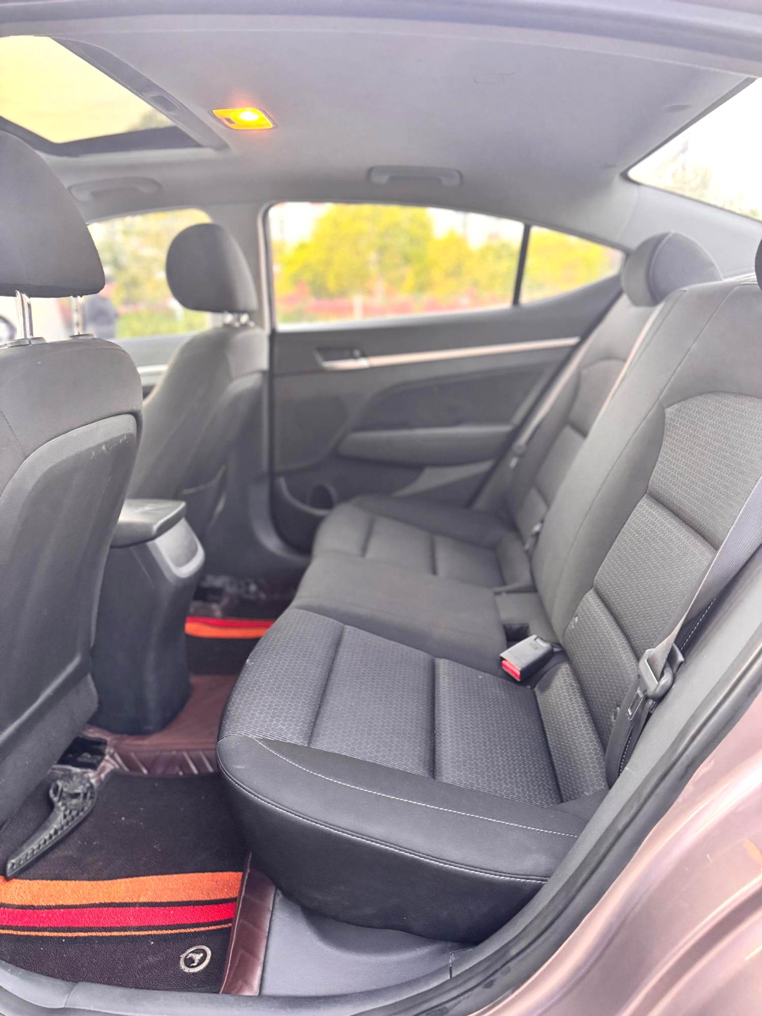 2016 Hyundai Elantra - Main View