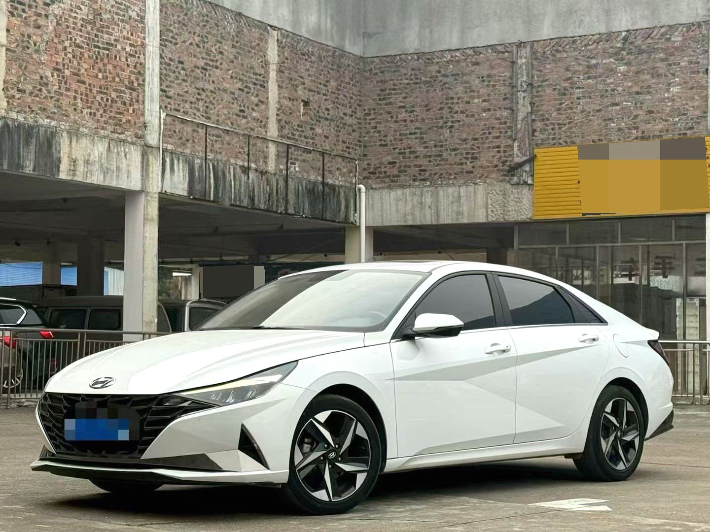 2021 Hyundai Elantra - Main View