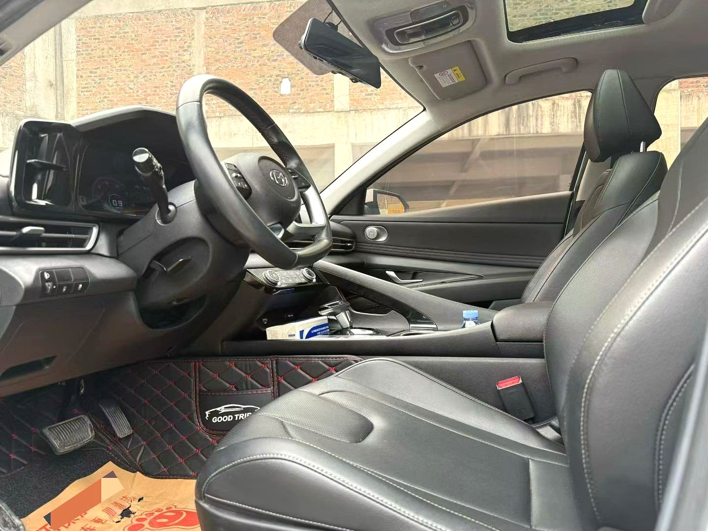 2021 Hyundai Elantra - Main View