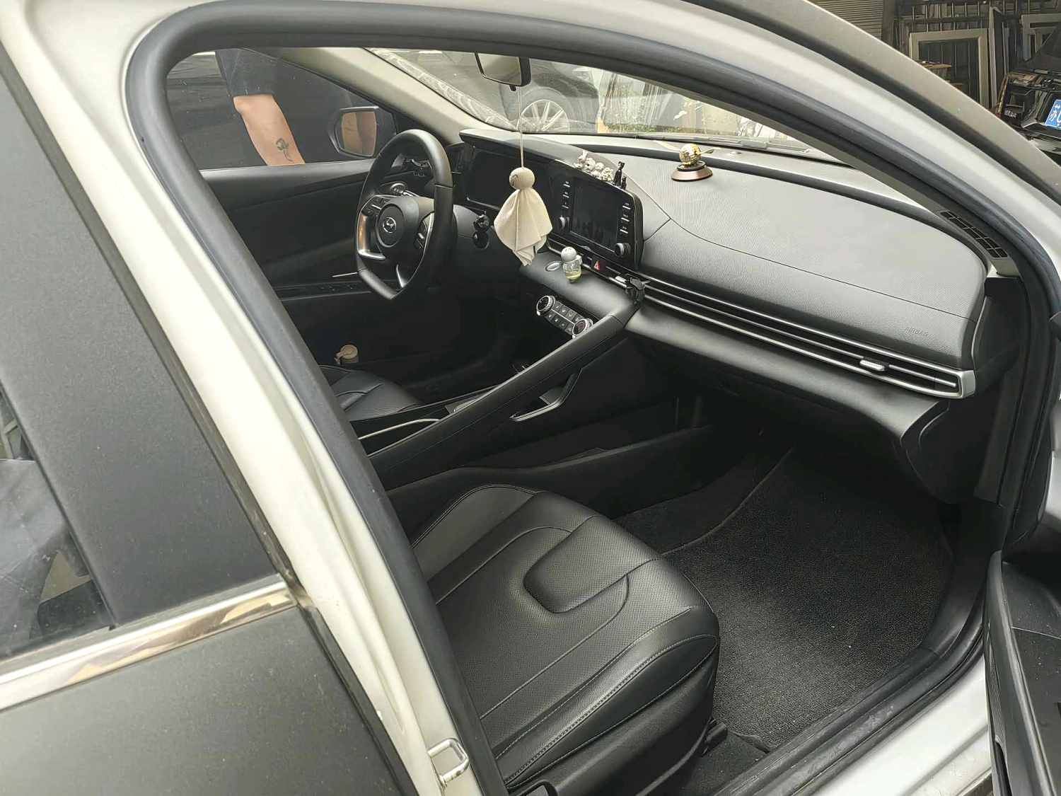 2021 Hyundai Elantra - Main View