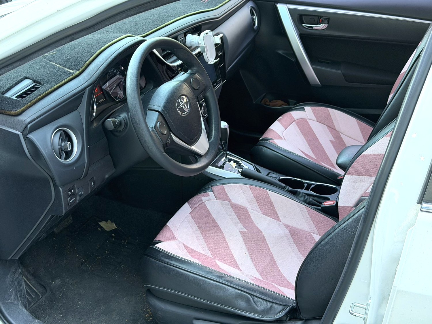 2019 Toyota Corolla - Main View