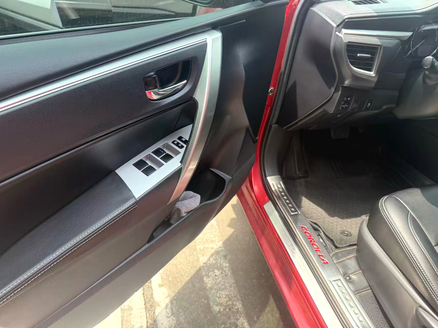 2016 Toyota Corolla - Main View
