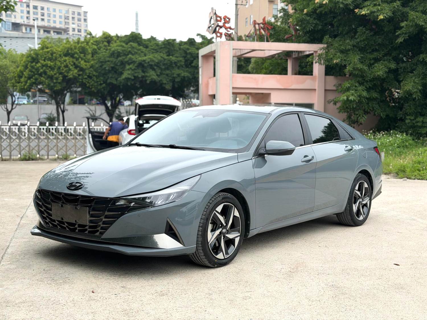 2021 Hyundai Elantra - Main View