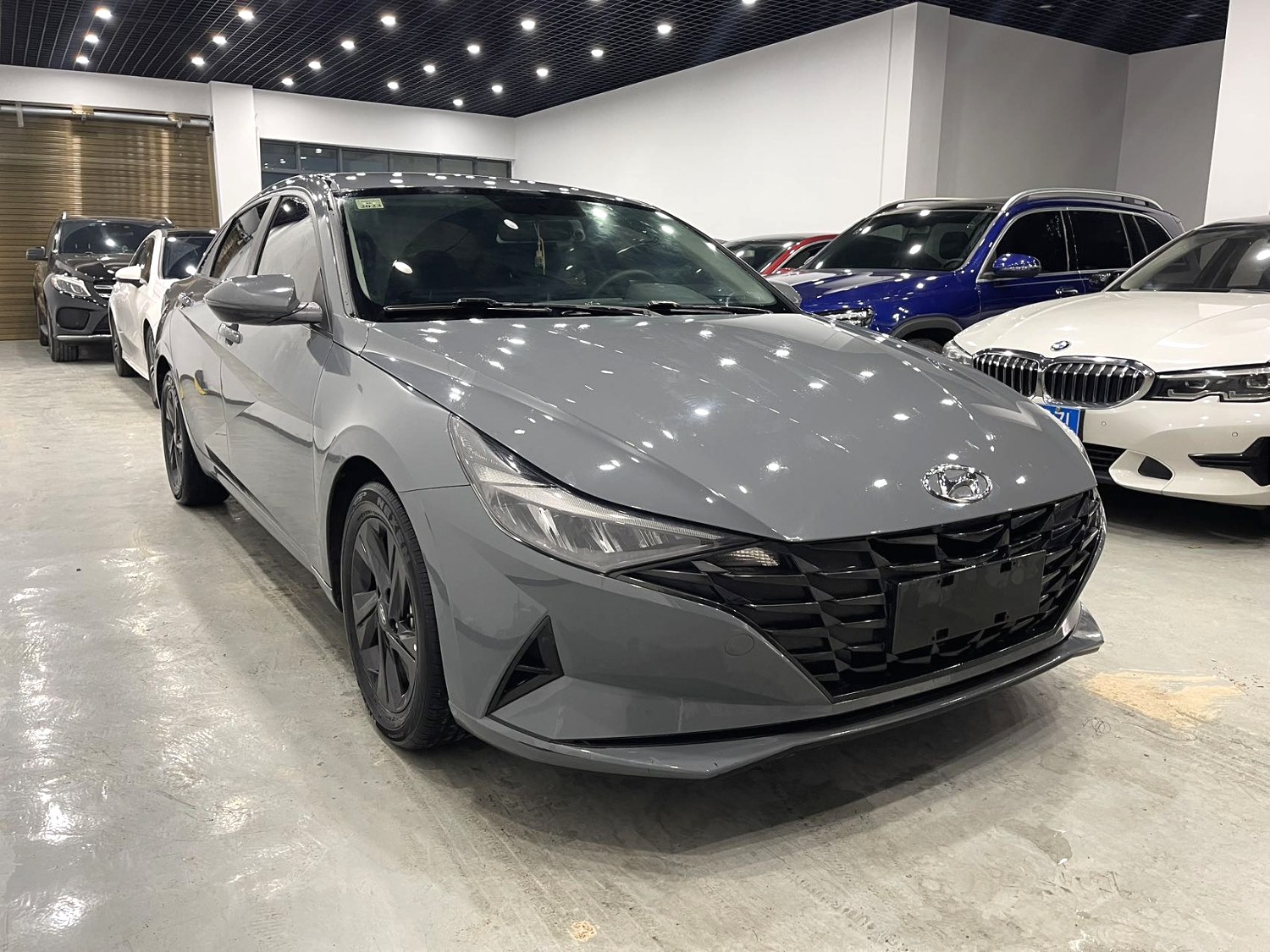 2021 Hyundai Elantra - Main View