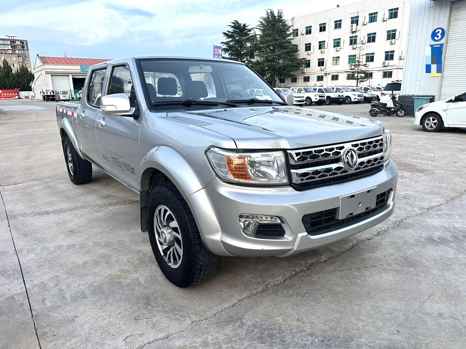 2018 Dongfeng Ruiqi - Main View