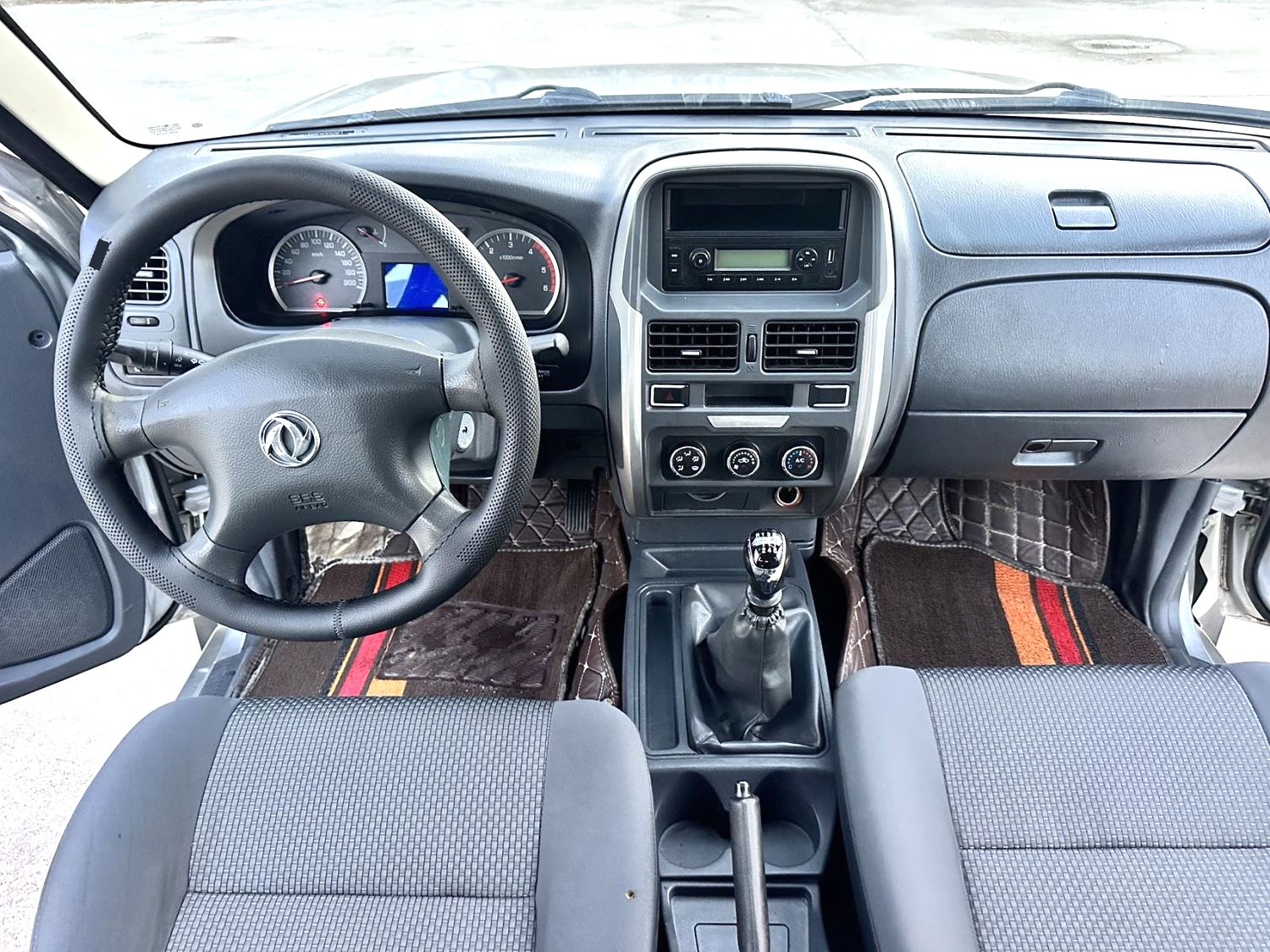 2018 Dongfeng Ruiqi - Main View