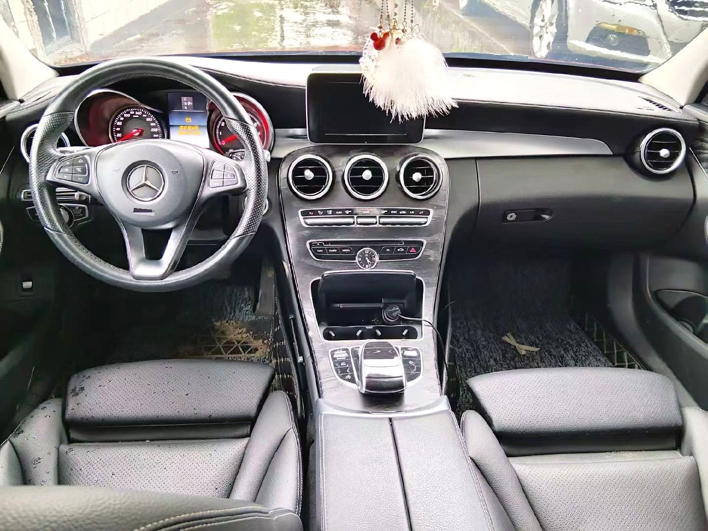 2015 Benz C180 L - Main View