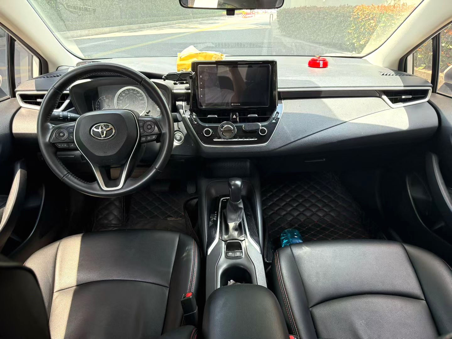 2019 Toyota Corolla - Main View