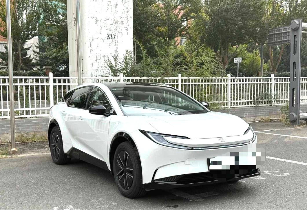 2025 Toyota bz5 550 - Main View
